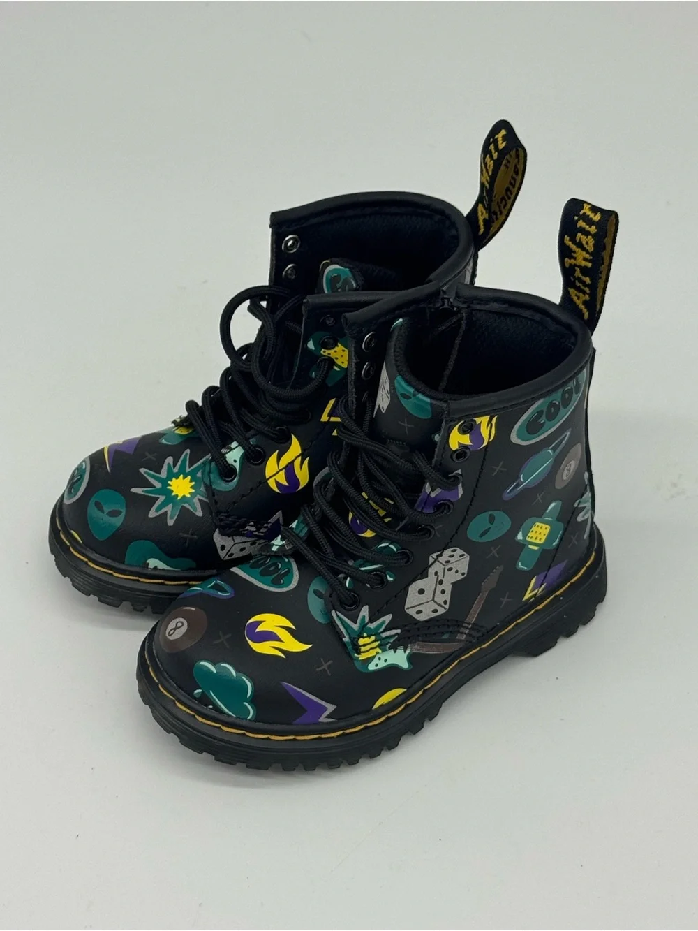 Dr Marten Junior 1460 Sticker Print Lace Up Size 7 Toddler New without box